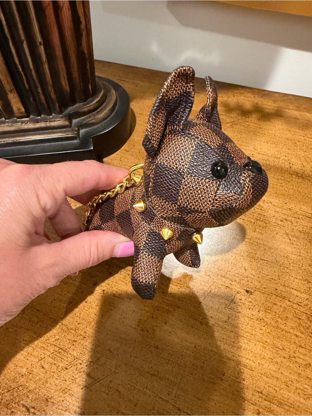 Checkerboard Brown French Bulldog Key/Bag Charm with Gold Chain NWOT - Picture 3 of 14